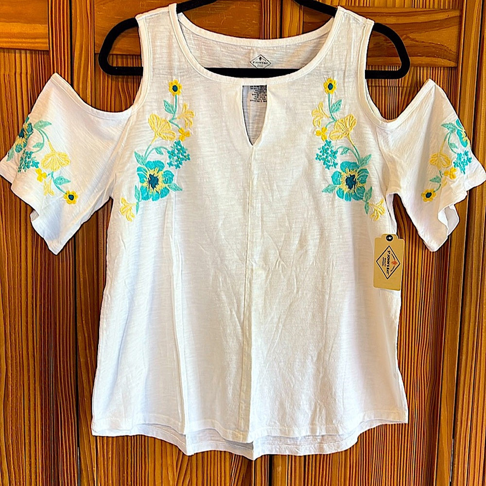 NEW St John’s Bay Cold Shoulder Embroidered Top Keyhole Neck Size Medium